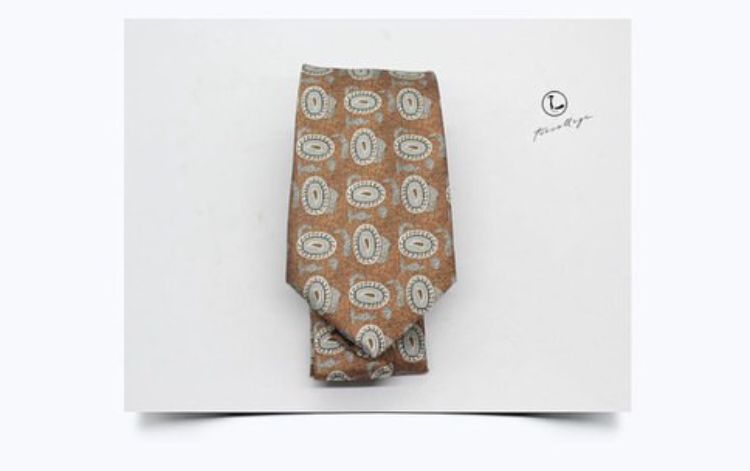 Caramel Paisley TiE