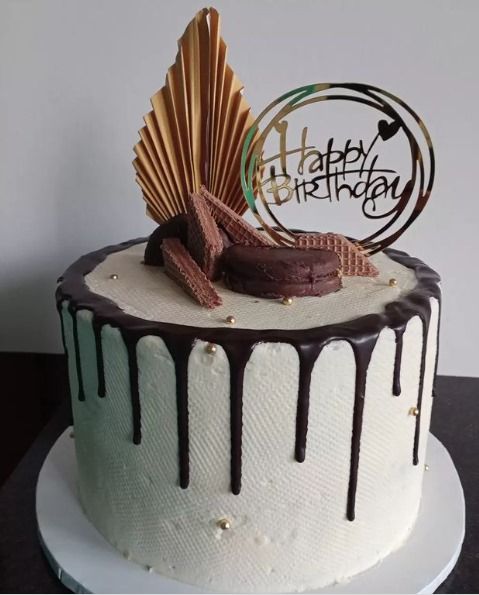 Chocolate Drip Cake