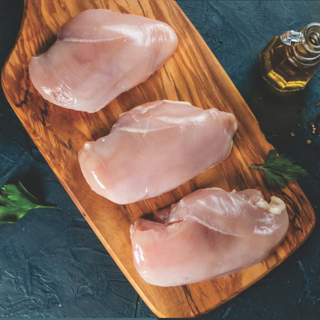 Chicken breast (boneless) PER KG