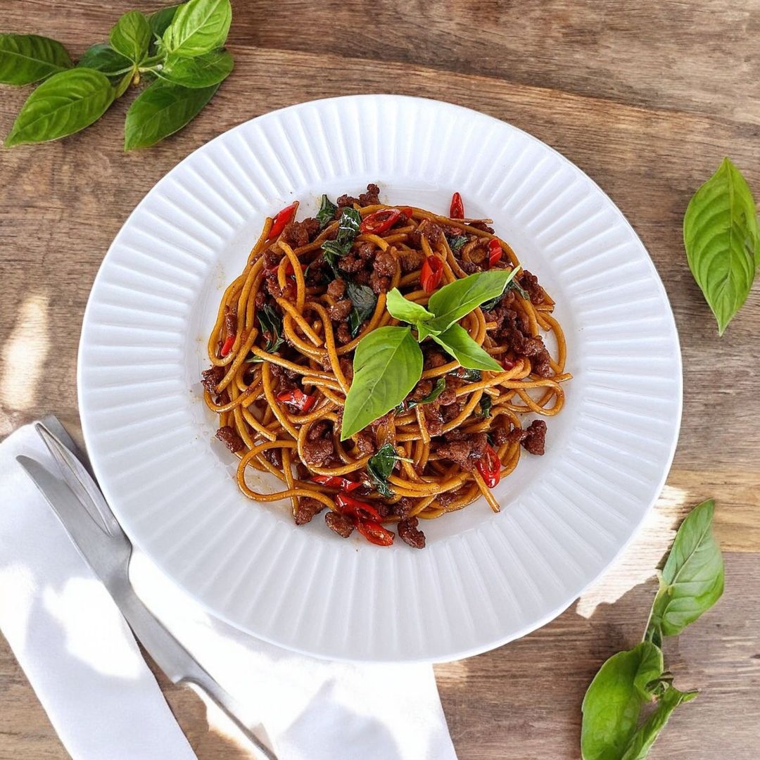 Thai Basil Beef Spaghetti