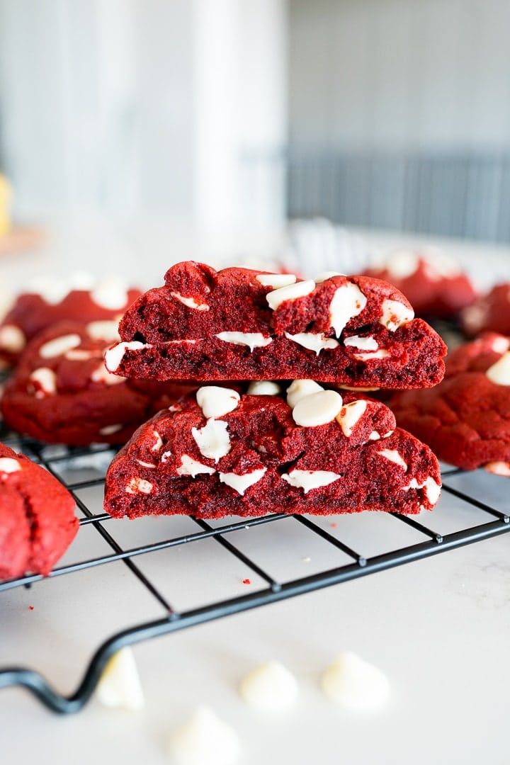 Chunky Red Velvet Cookie