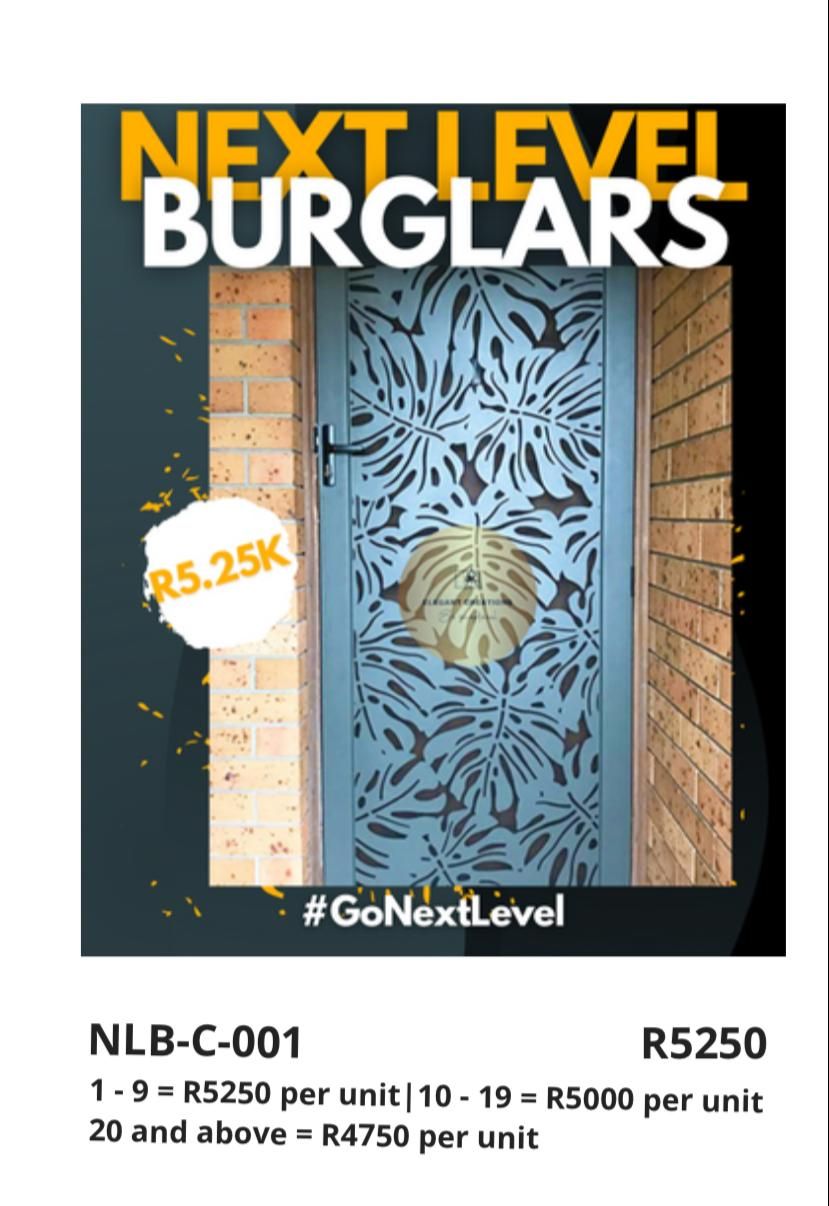 NLB-C-001 Next Level Burglar Chic Design 001 - Dangling Monstera