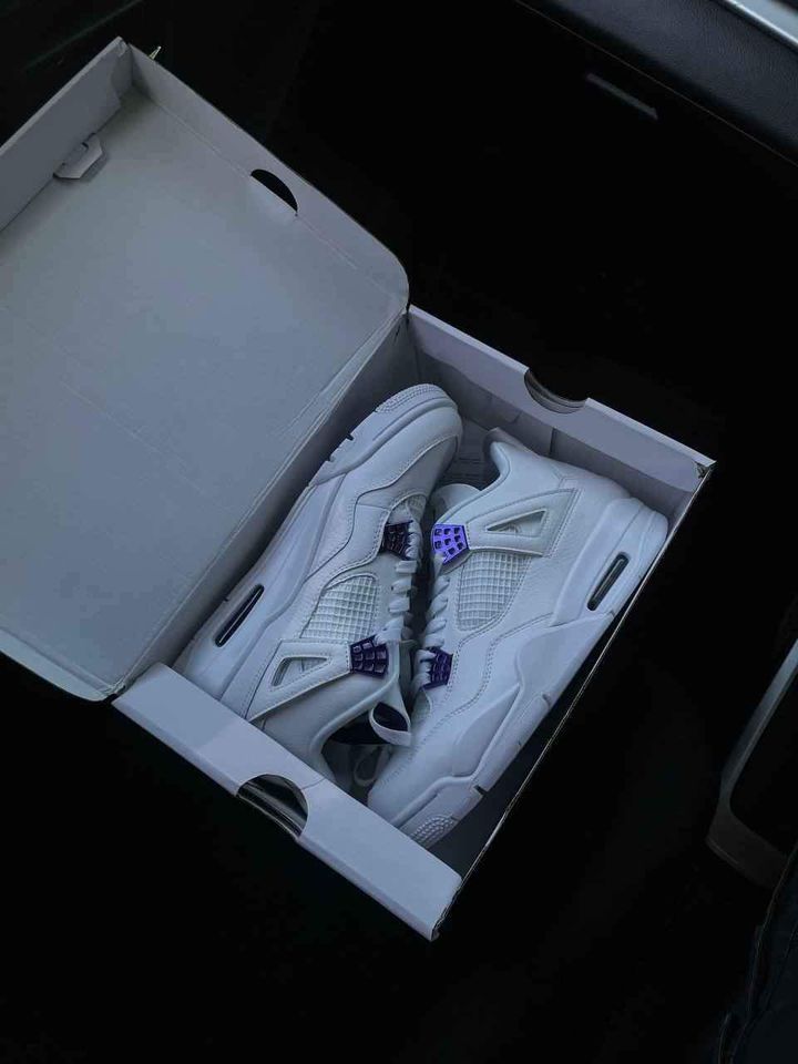 Nike Air Jordan 4 Metallic Purple 