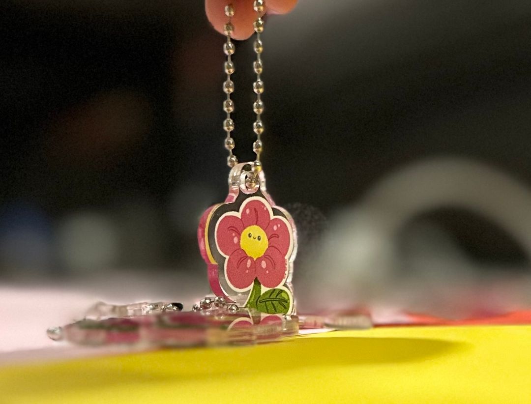 Cute flower keychain 