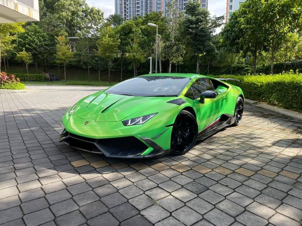 LAMBOGHINI HURACAN