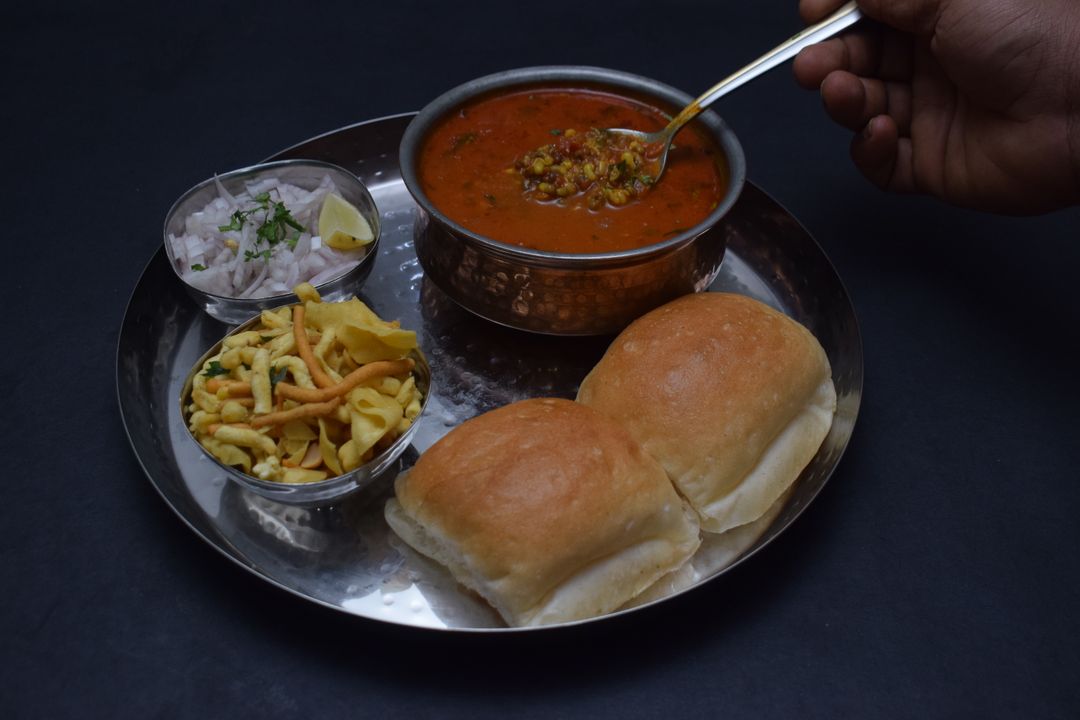 Misal & Paav