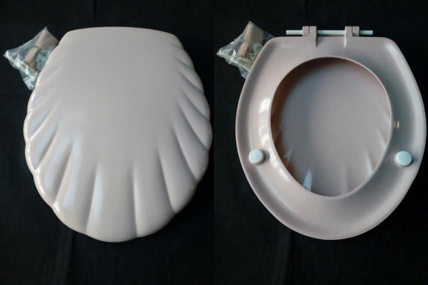 Celmac Oyster Toilet Seat Cover