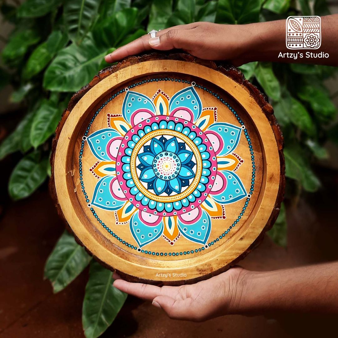 Round Mandala Art Plate