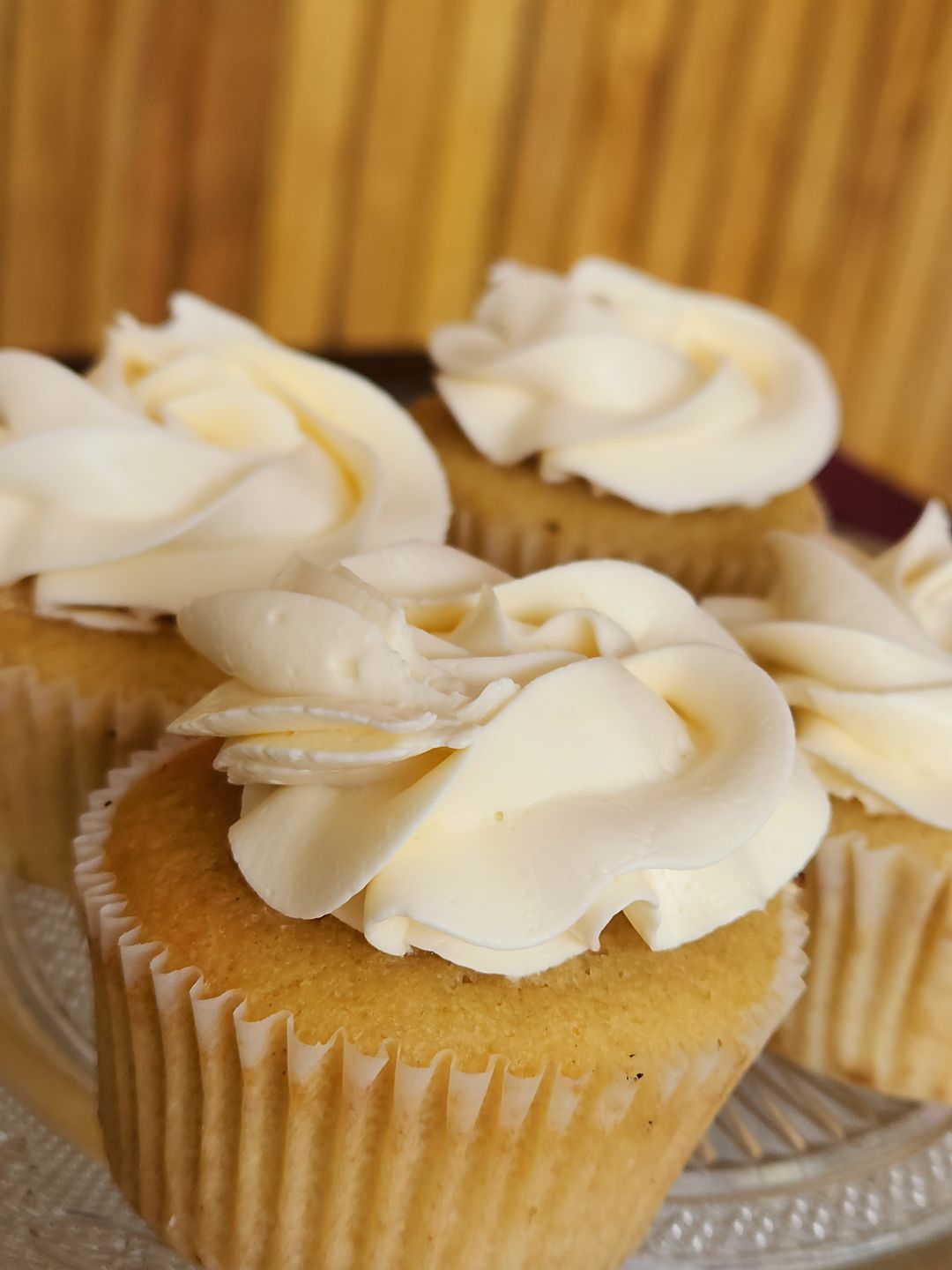 Vanilla Cupcakes 