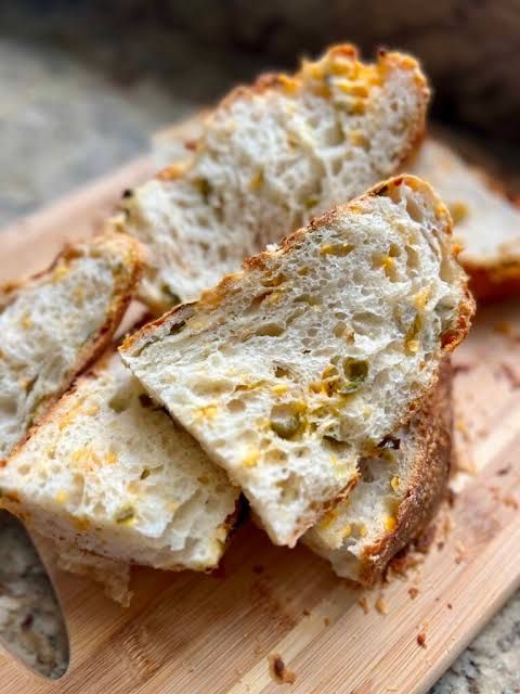 Cheddar and jalapeños sourdough