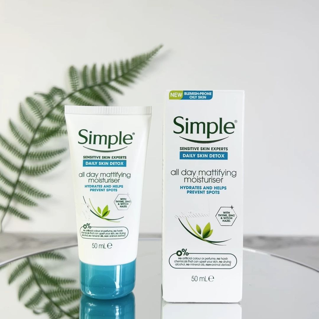 Simple All Day Mattifying Moisturizer 