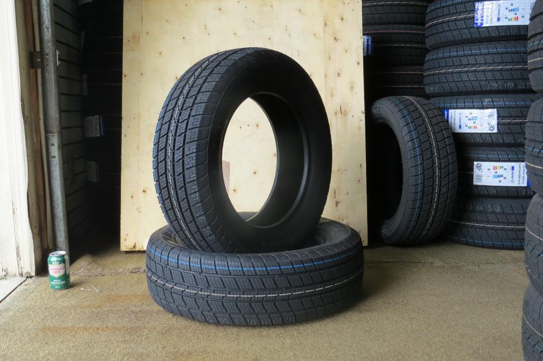 Sedan Tires size 40”