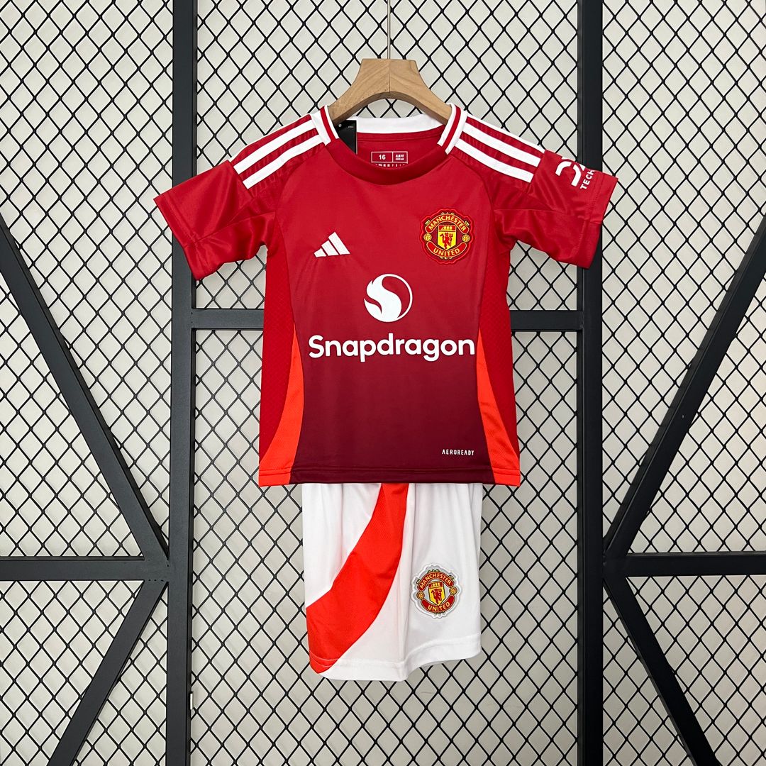 Kit Manchester United Principal 24/25