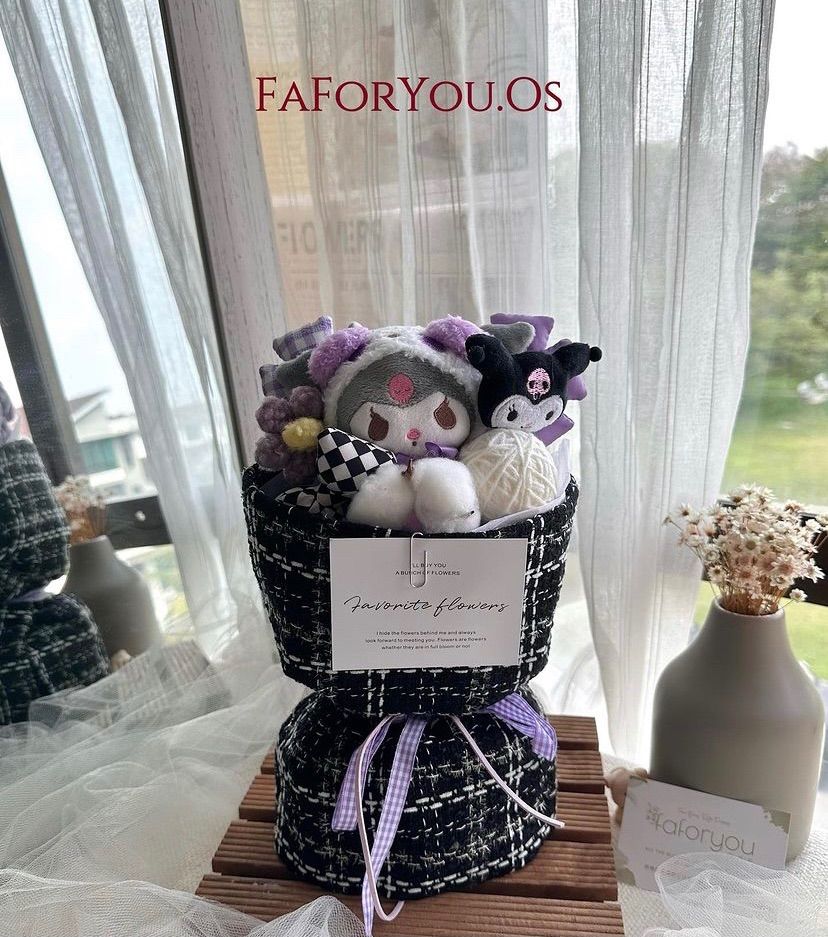 Kuromi Doll Bouquet