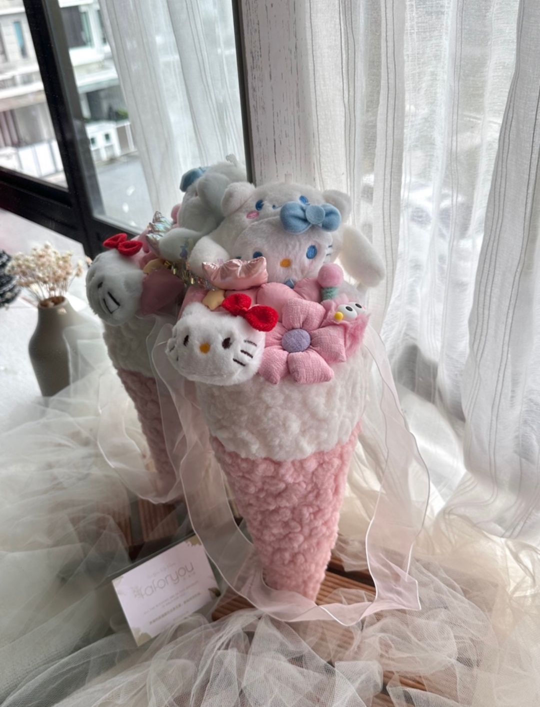 Hello Kitty Ice Cream Doll Bouquet 