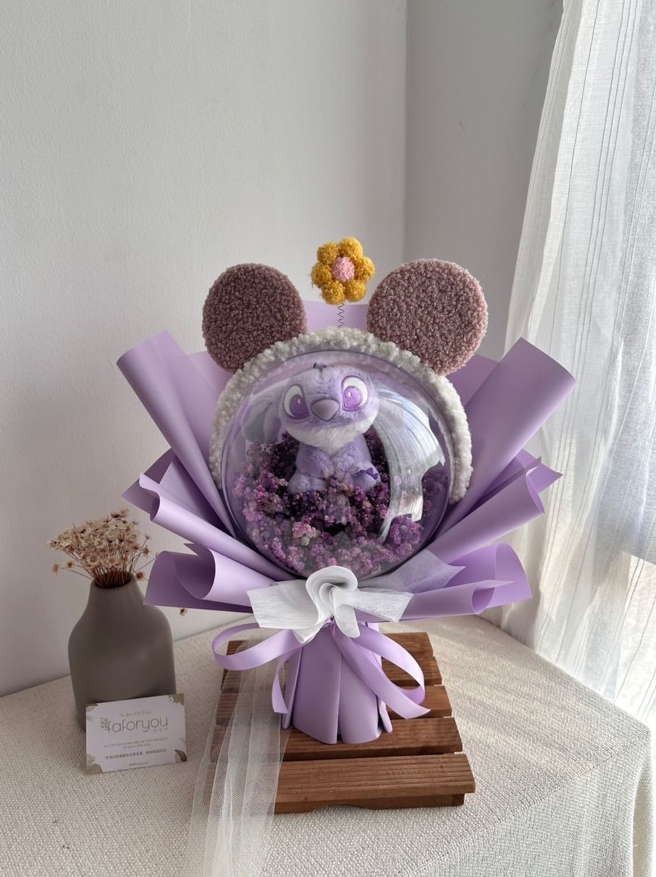 (Pre order) Stitch Baby Breath Acrylic Ball Bouquet 