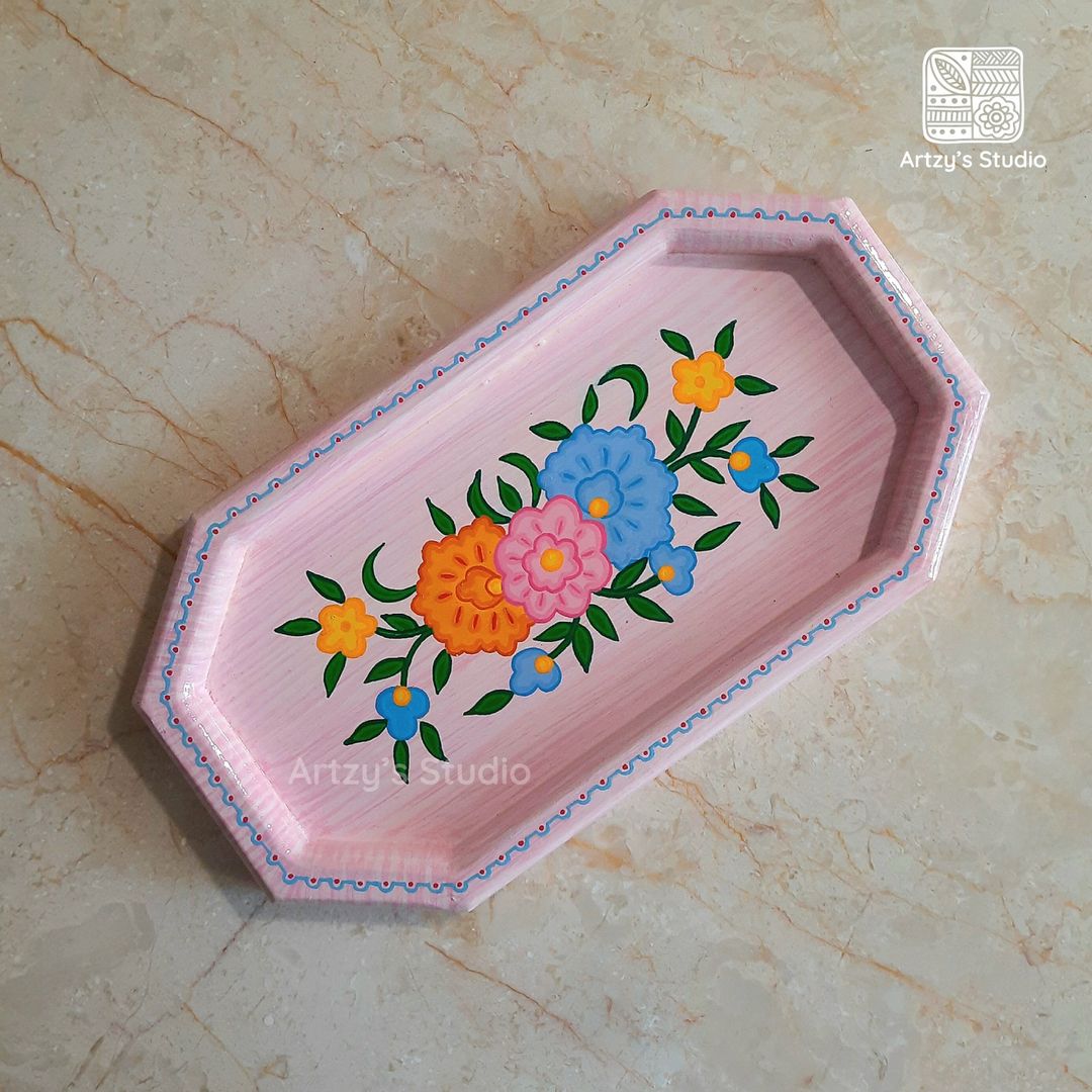 Light Pink Color Flower Design Medium Octagon Tray