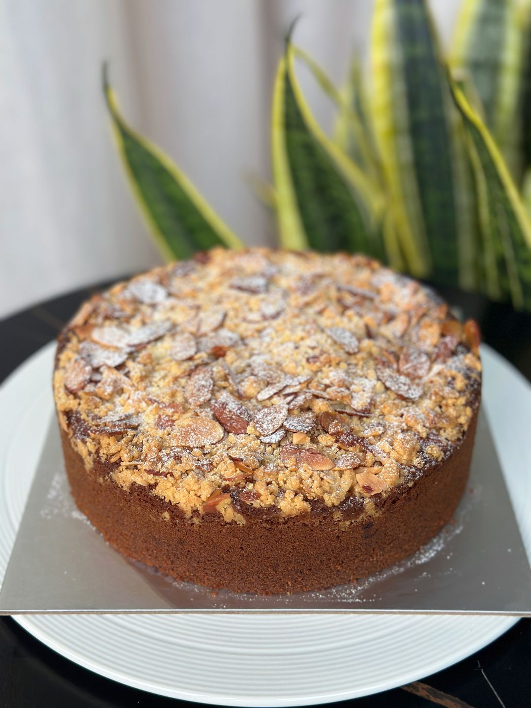 Blueberry Almond Crumble Cake (7 in)