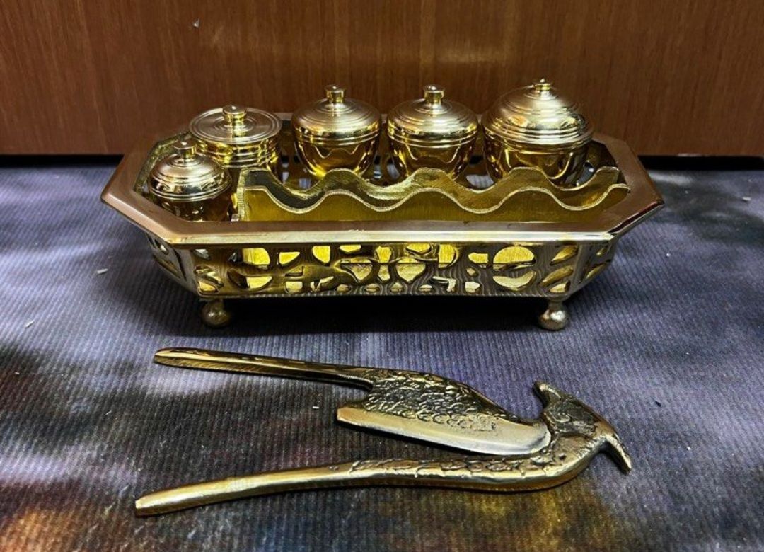 Brass Handicraft (Tepak Sireh)