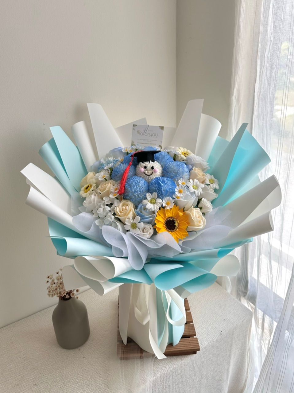 Graduation Ping Pong Mixed Bouquet