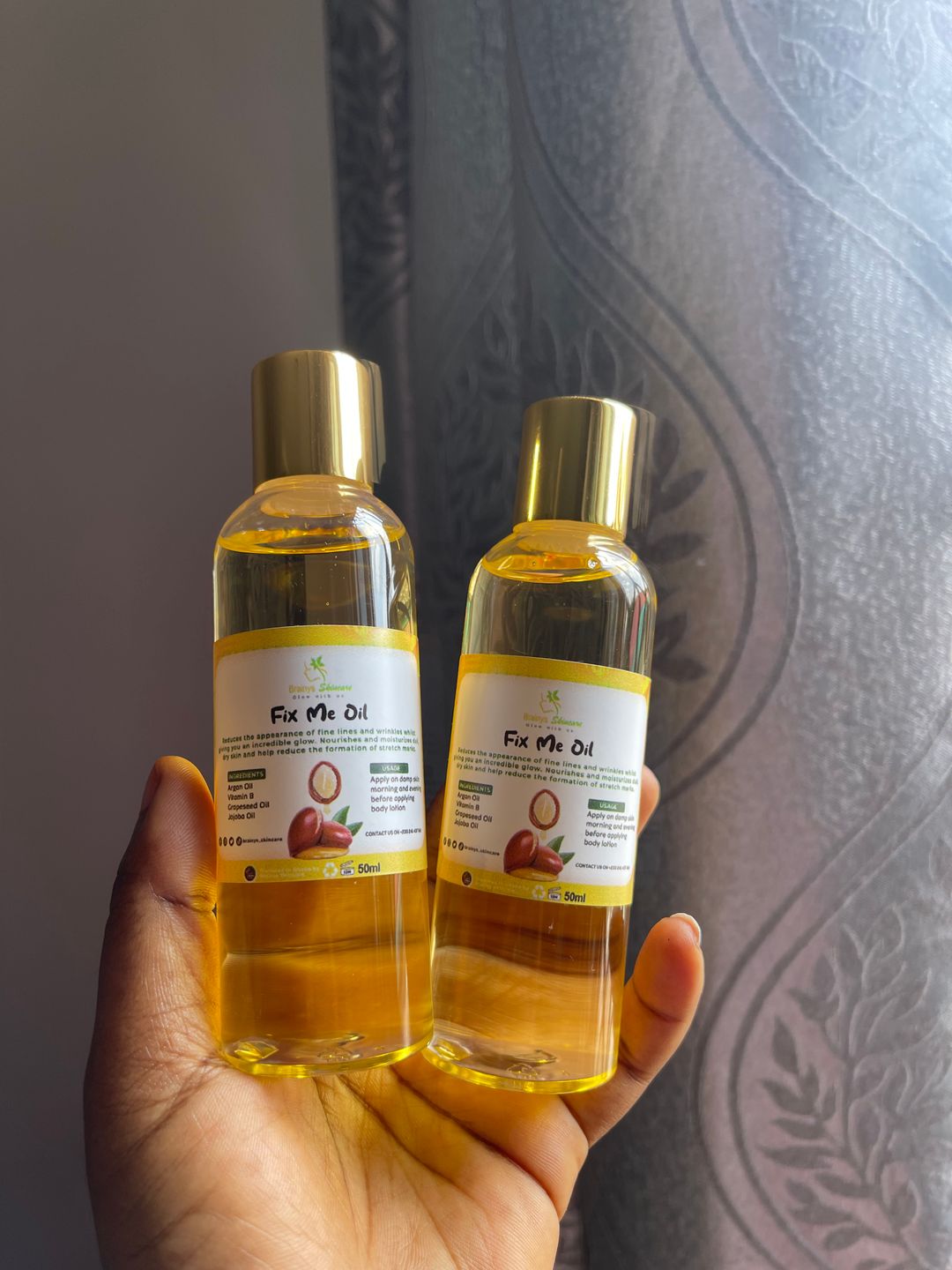 MOISTURIZING BODY OIL