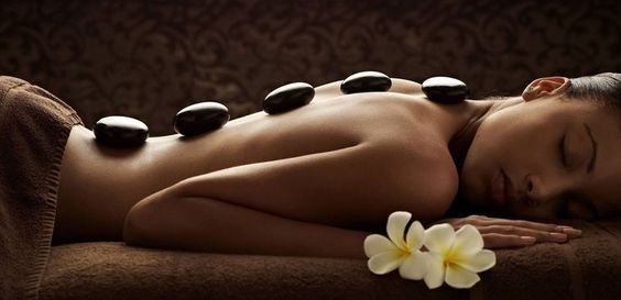 Massages (A Pierre chaude, amincissant, Tonique, Relaxant)