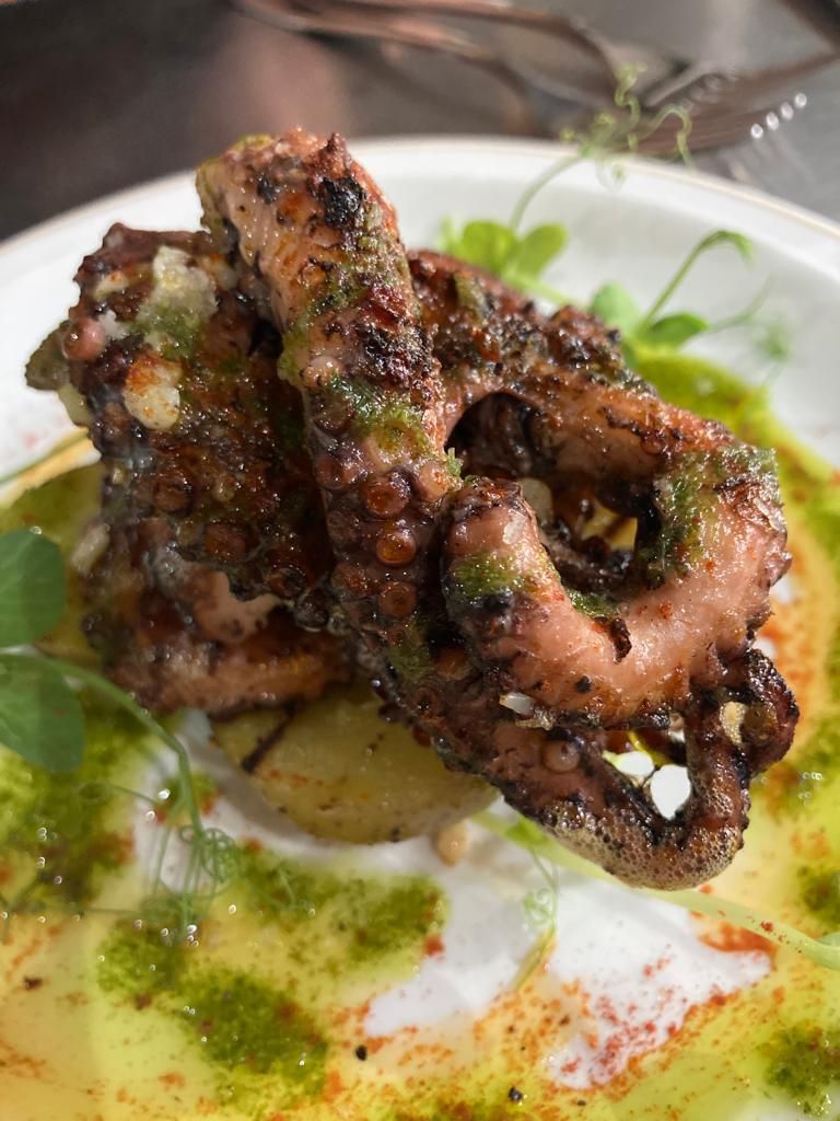 Grilled pulpo