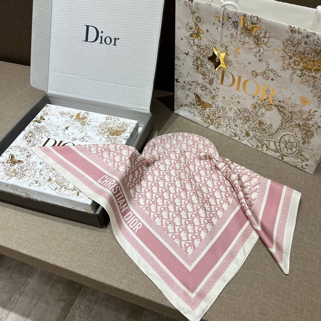 DIOR