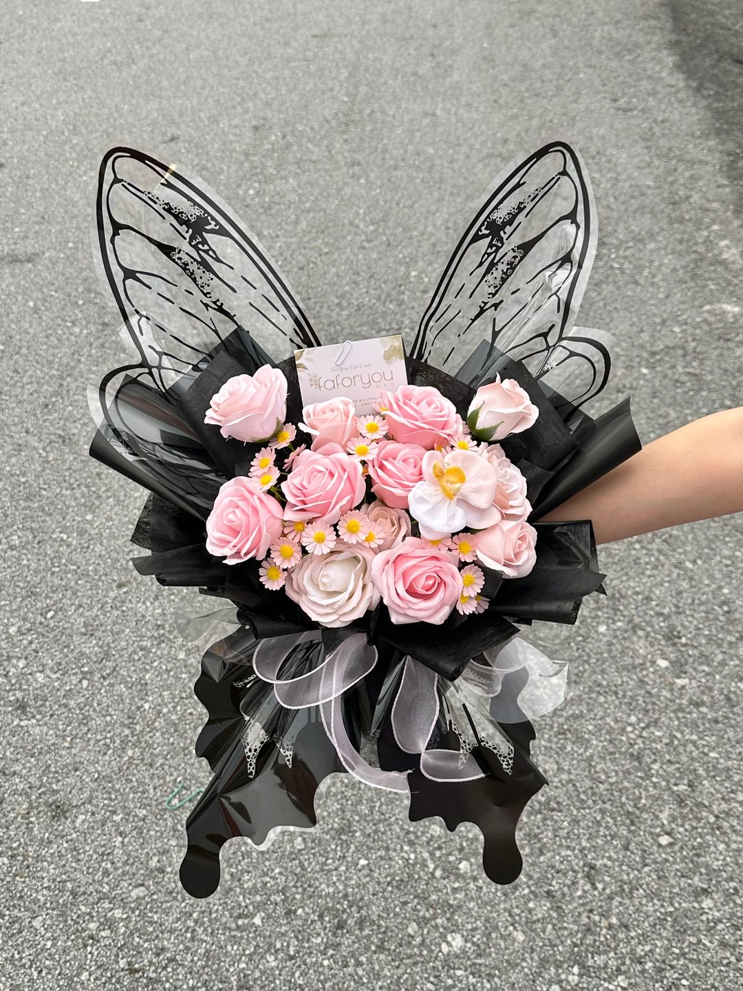 Black Butterfly Bouquet (Mix Soap Flower)