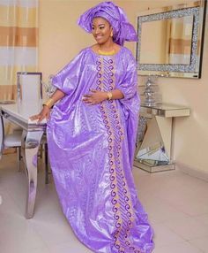 Grand boubou en Bazin pour femme