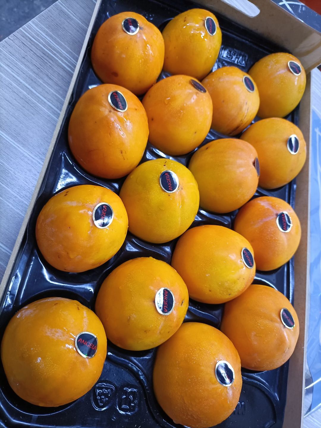 SPAIN Kaki Persimmons