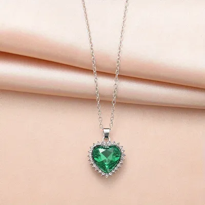 Fashion Gorgeous Pendant Necklace For Women Exquisite Luxury Crystal Necklace