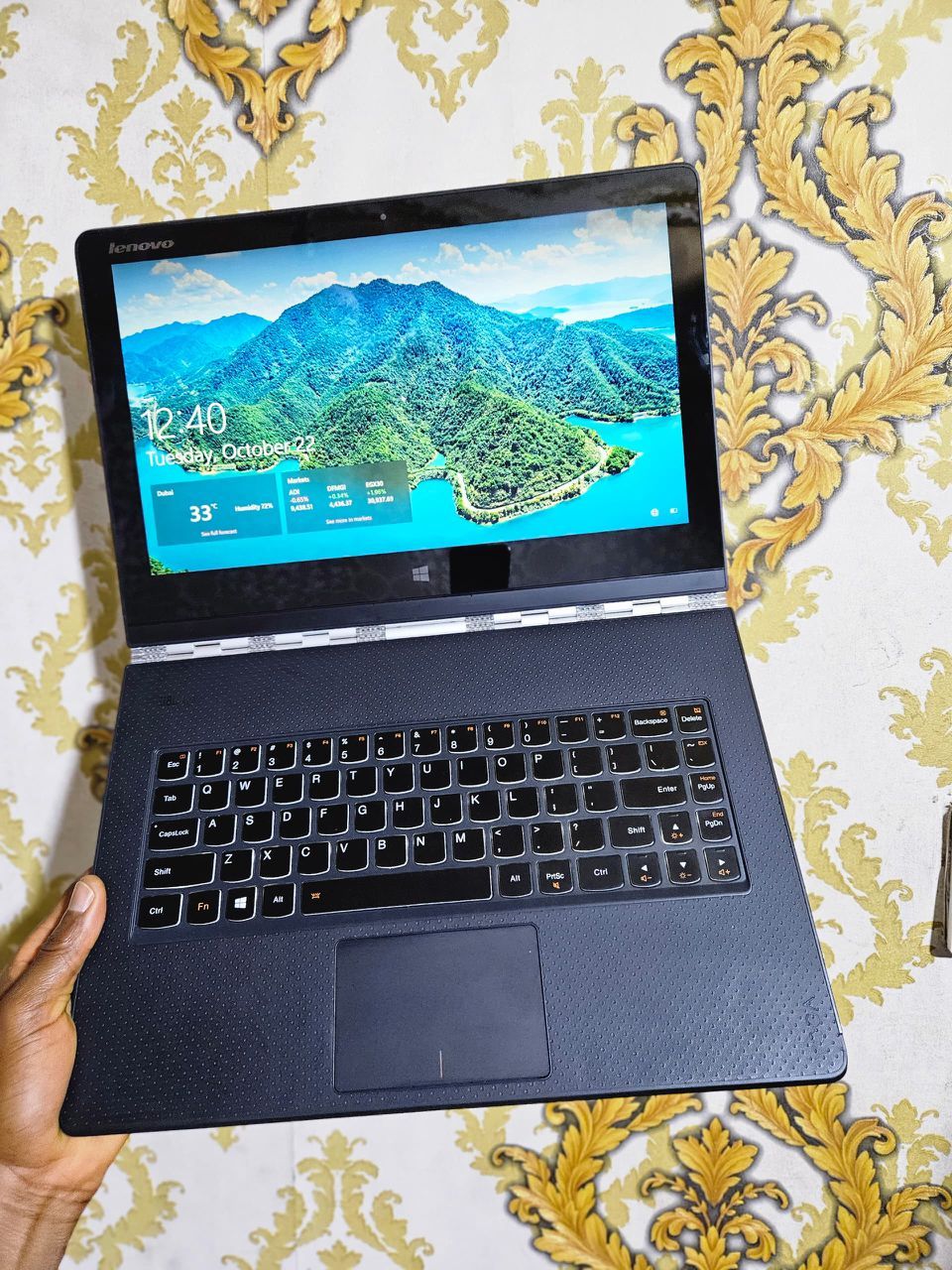 LENOVO YOGA INTEL®️ CORE ™️ M-5Y70 CPU  X360 CONVERTIBLE  TOUCHSCREEN  KEYBOARD LIGHT  256 GIG SSD 8 GIG RAM 14 INCH *2K RESOLUTION*  WEBCAM  WI-FI BLUETOOTH   