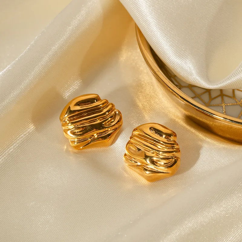 Luxe Waves Studs - 18k Gold Plated