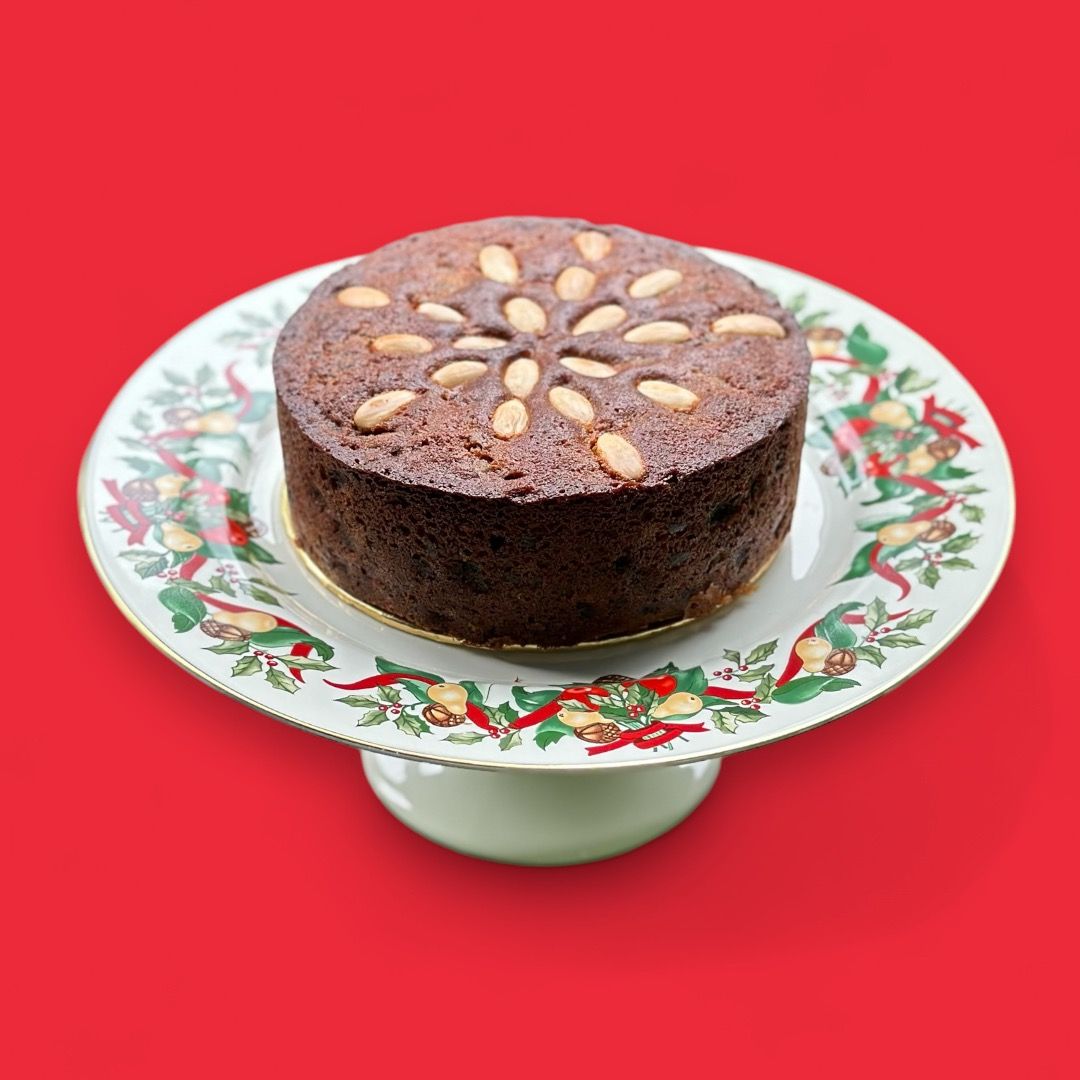 Traditional English Fruitcake (Dundee Cake)