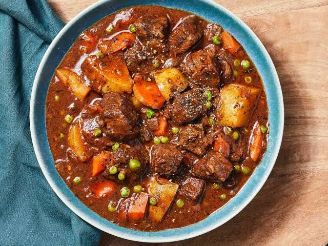 Beef Cubes & Vegetables - مكعبات لحم بالخضروات