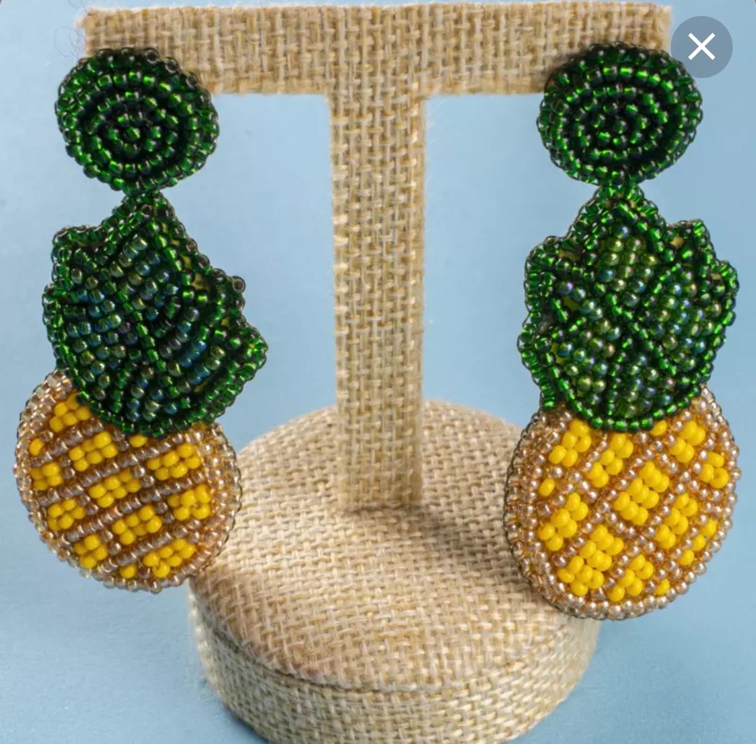 Piñas Tropicales 