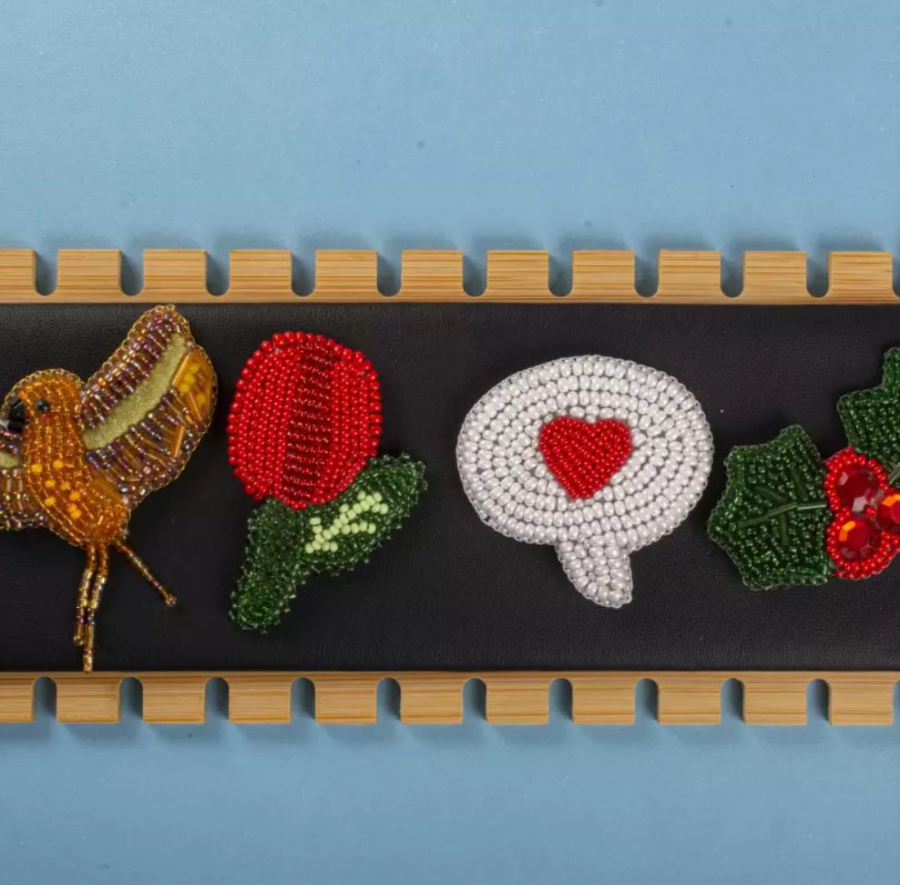 Broches