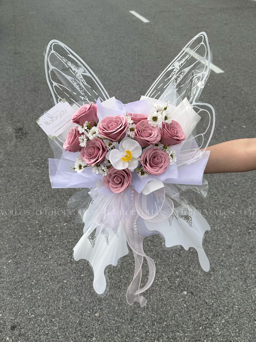 White Butterfly Bouquet ( Mix Soap Flower)