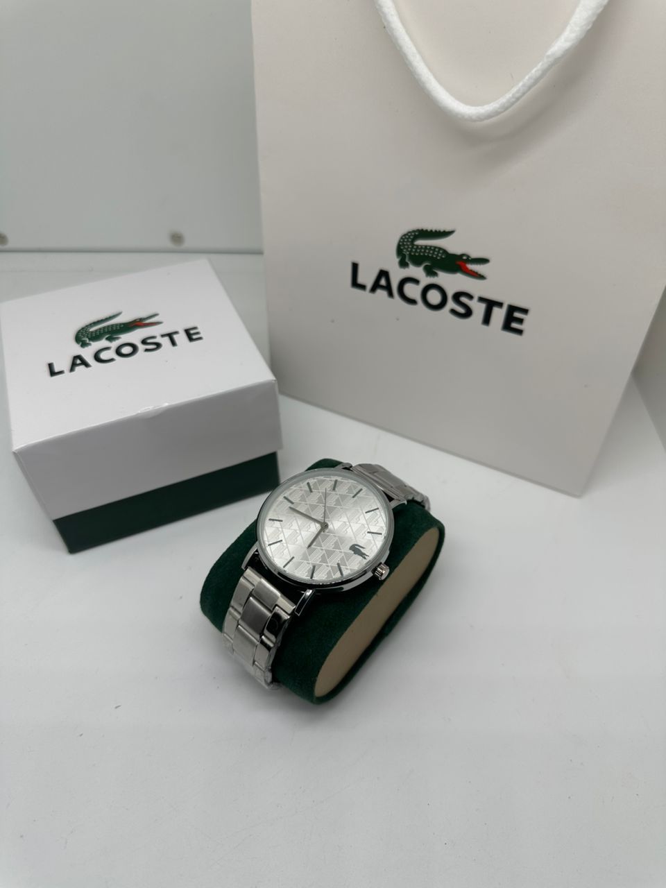 Montre Lacoste 