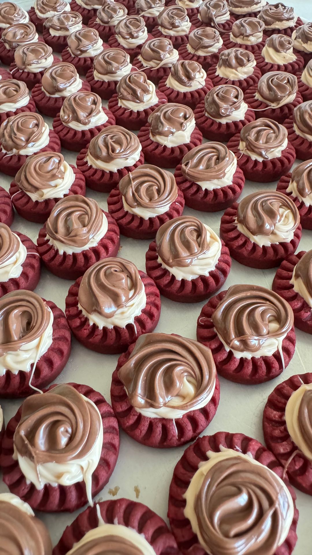 RvBuenoTella Tart (50pcs)