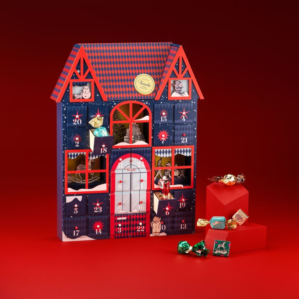 2024 XMAS WOODEN ADVENT CALENDAR  WITH ASSORTED CHOCOLATES 472G