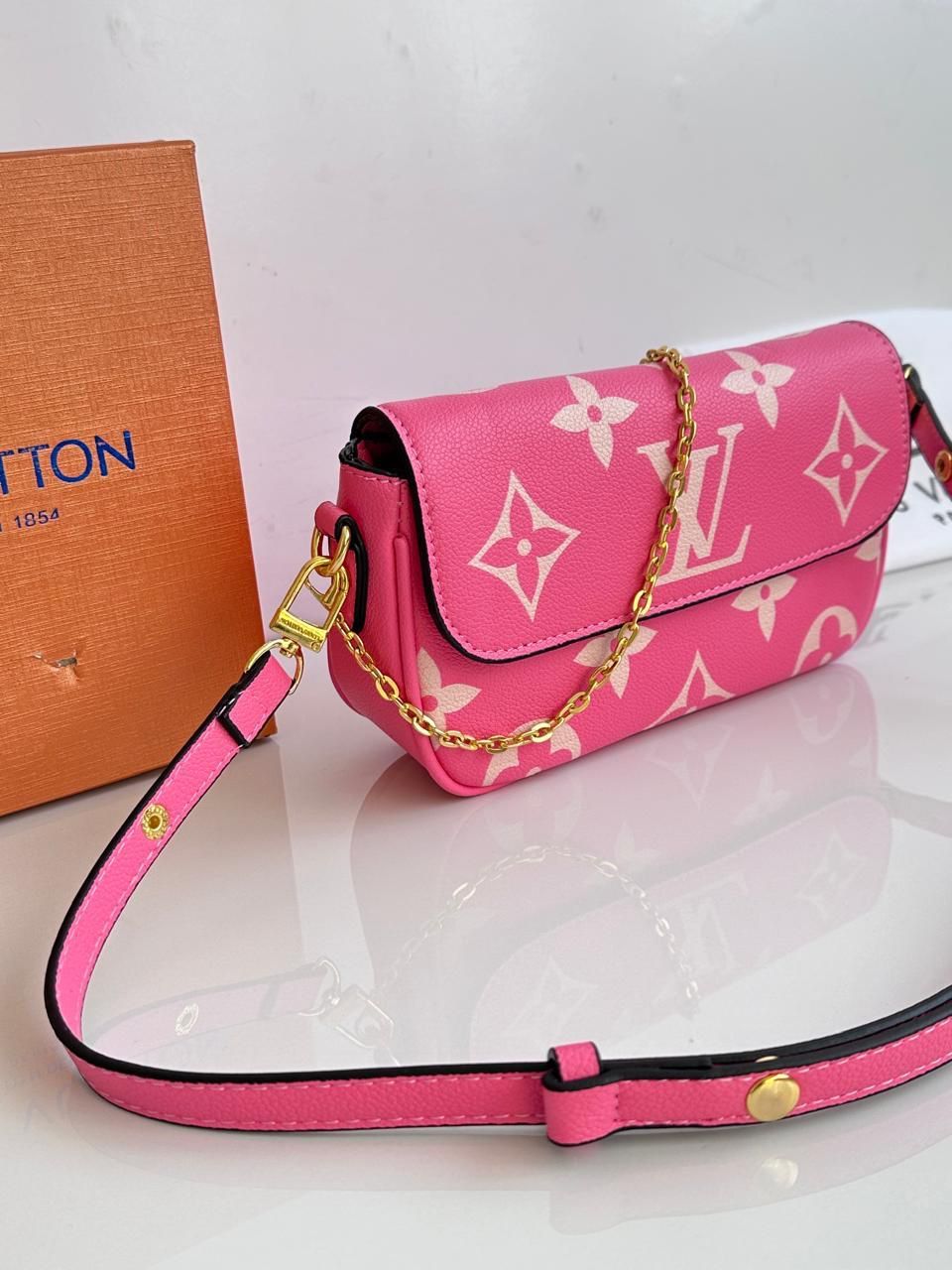 Louis Vuitton handbags ✨