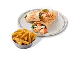  CHICKEN WRAP & CHIPS