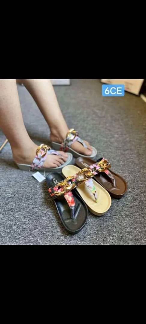 Women sandals