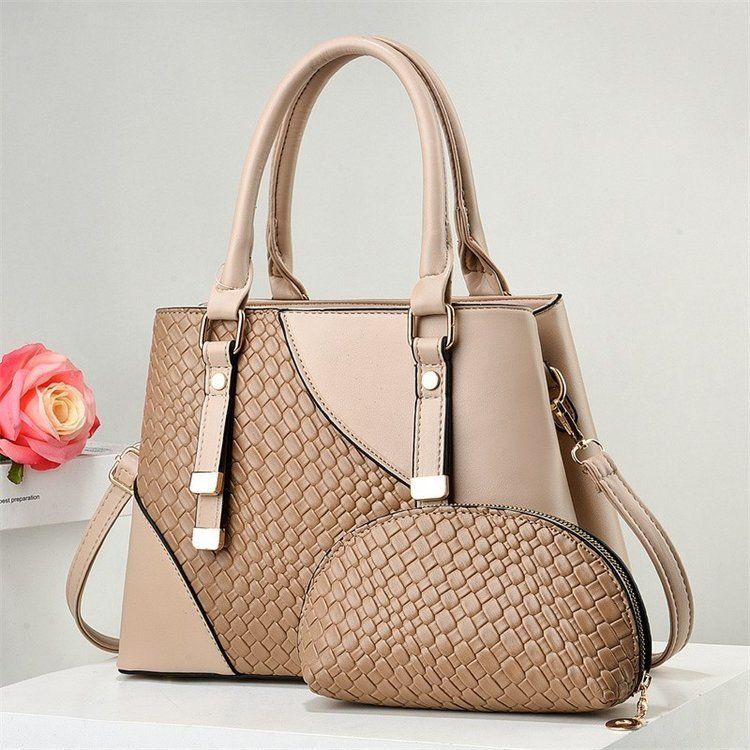 Women's handbags 