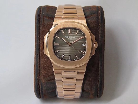 Patek Philippe Nautilus 