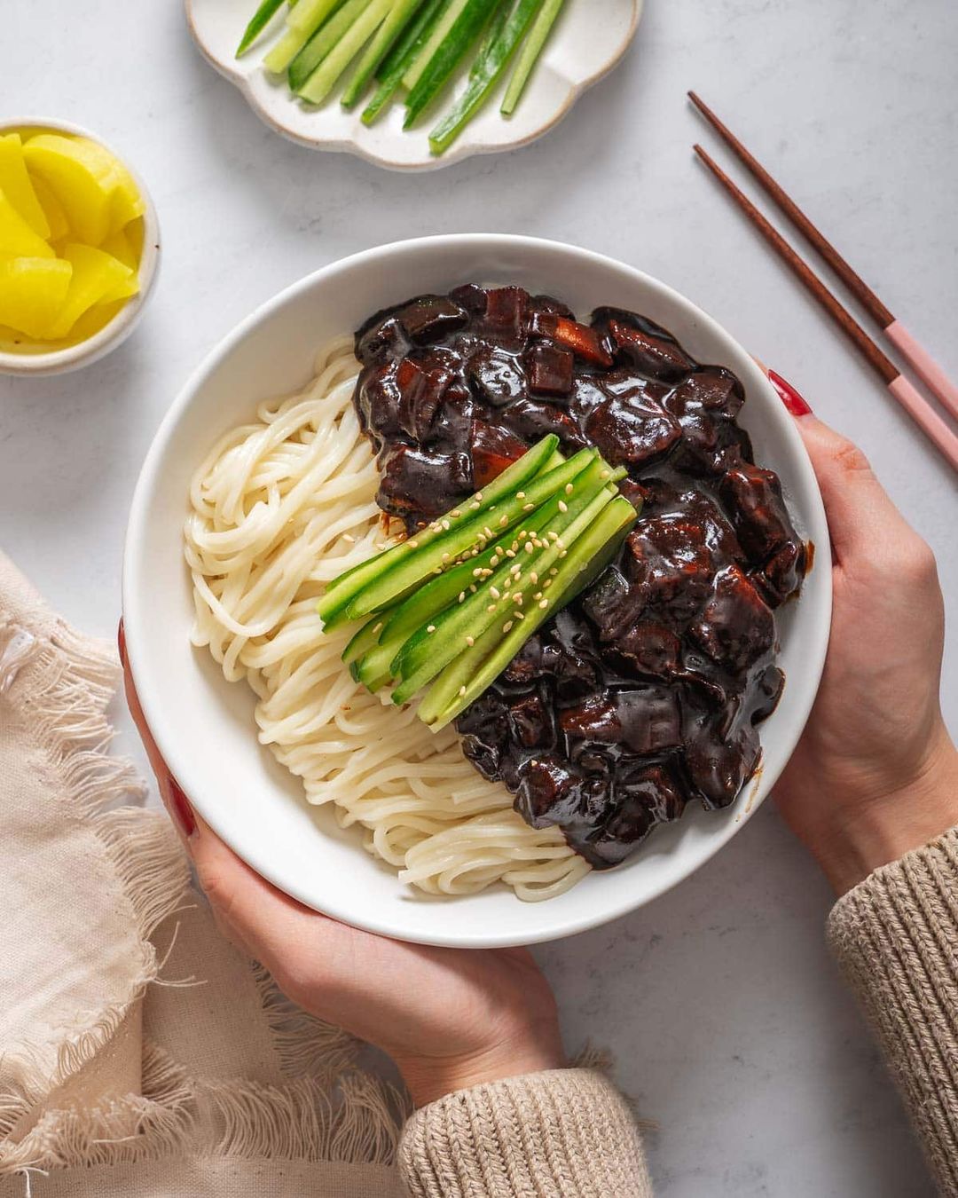 Jjajangmyeon (จาจางมยอน)