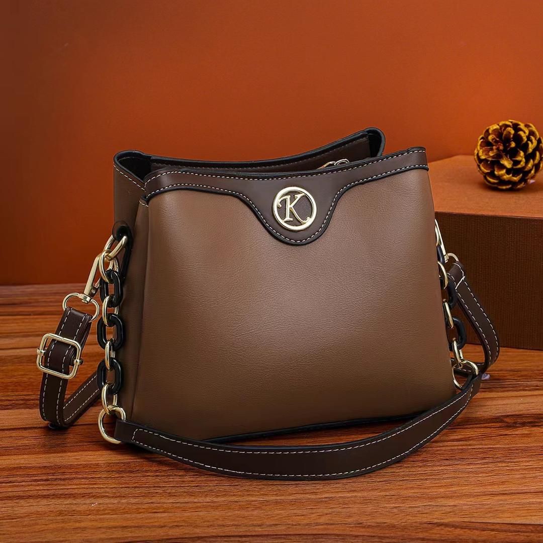 Women's handbags 