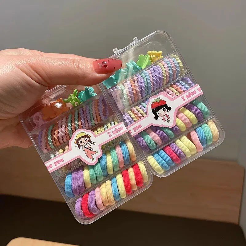 64 Pcs Kids Rubber Band With 5 Clips  500/-